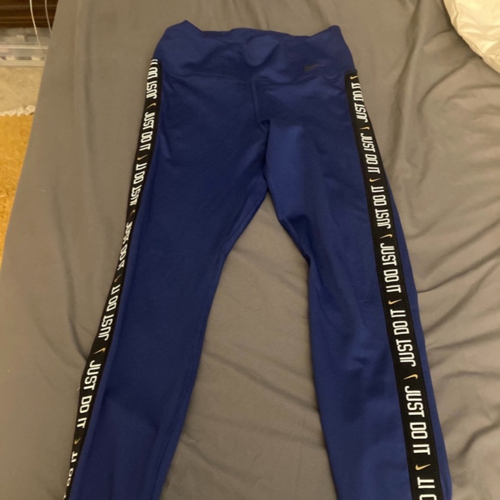 Nike leggings